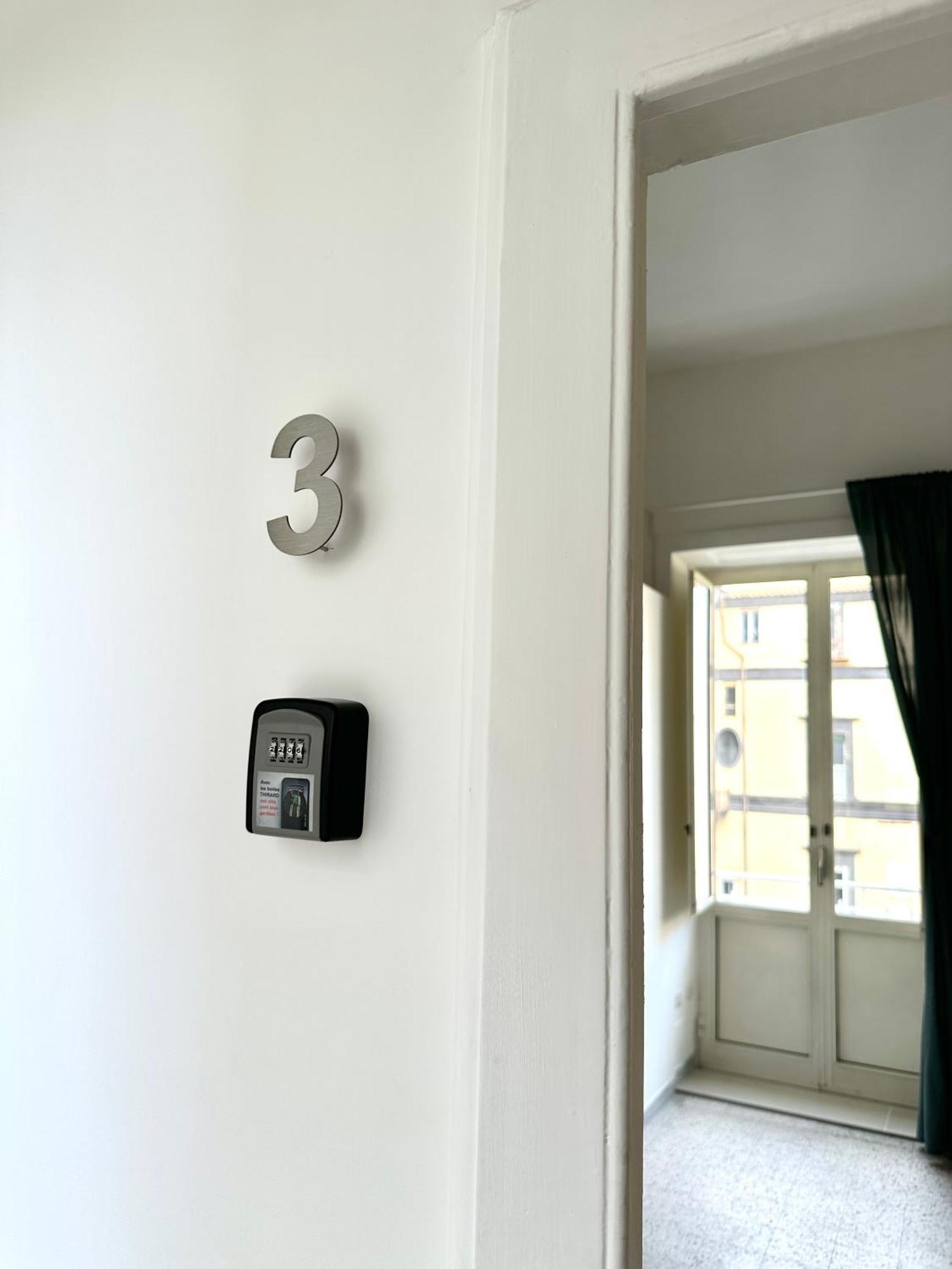 Residenza Caracciolo Hotel Napels Buitenkant foto